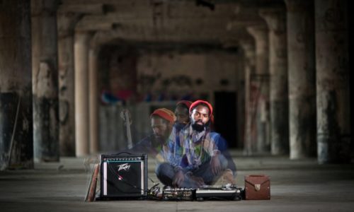 Смотрим живое выступление хип-хоп битмейкера Damu the Fudgemunk в Питере