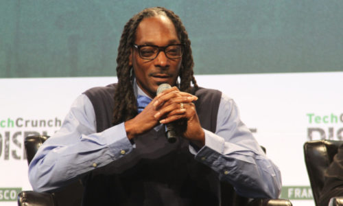 Snoop Dogg готовится запустить онлайн «энциклопедию в мир каннабиса»