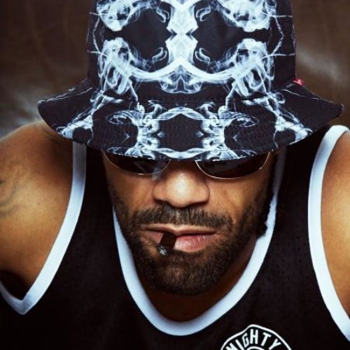 Redman экранизировал свой новый трек «Dope Man». Получилось бодро и весело