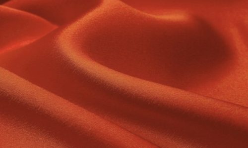 Премьера нового сингла от IQ —  «Шёлк»