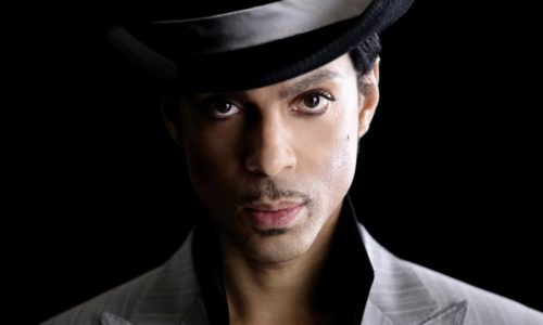 Еще один грустный день в истории музыки: скончался Prince