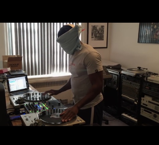 DJ Rob Swift (X-Ecutioners), запилил трек Run-DMC с закрытыми глазами