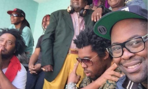 Фанк: Parliament и Funkadelic под предводительством George Clinton исполнили трек «Flash Light»