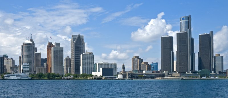 635971664796953905-154156917_skyline-detroit2-1