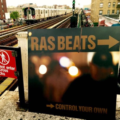 Как сейчас выглядит район Queens можно увидеть в новом видео Ras Beats