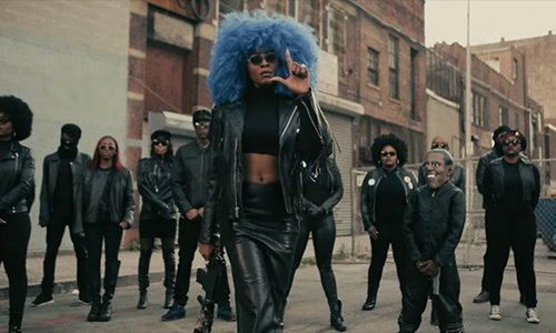 Власть чернокожим женщинам: свежее видео от Sonyaé Elise – «Run Up»
