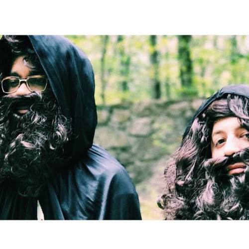 The Doppelgangaz отрастили бороды в новом видео “Boston Beard”