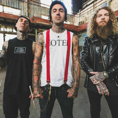 Yelawolf – «Punk» (feat. Travis Barker & Juicy J)