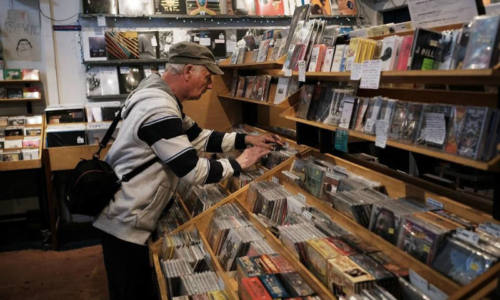 Конец эпохи: крупная сеть магазинов Best Buy планирует прекратить продажу CD-дисков