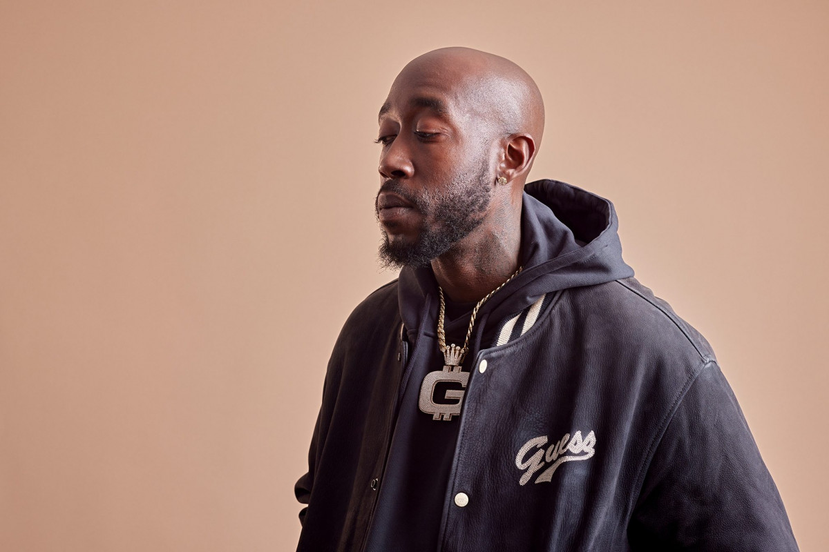 Freddie gibbs feat. Freddie Gibbs 2022. Freddie Gibbs Rabbit. Freddie Gibbs Space Rabbit. Freddie Gibbs Soul sold separately.